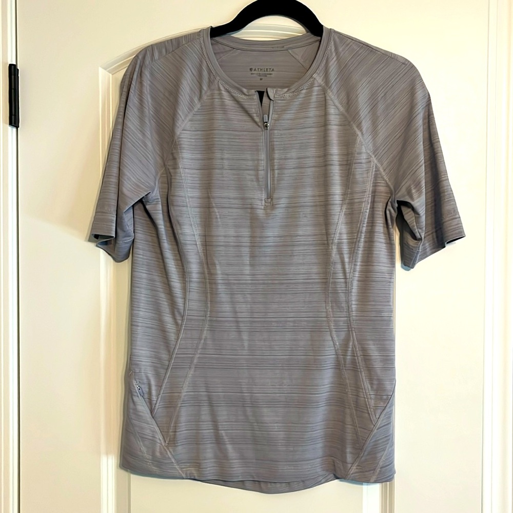 Athleta With Ease shirt, size Medium